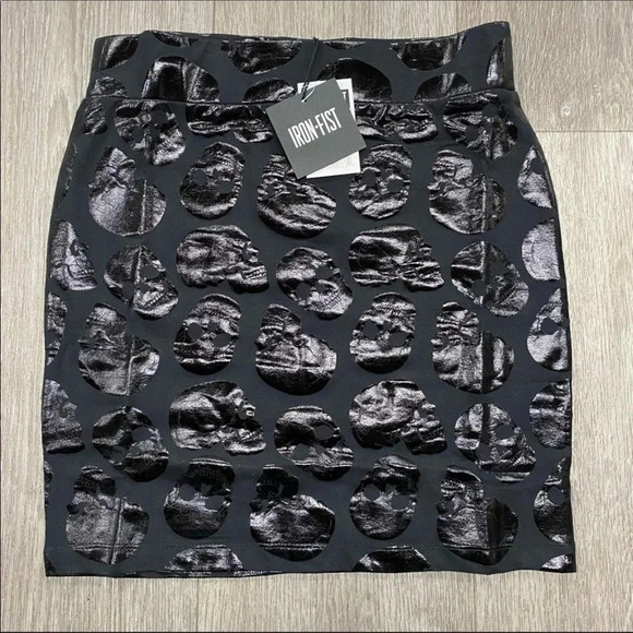 Iron Fist Skullz Club Mini Skirt - Picture 5 of 8